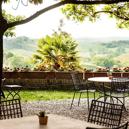 Santa Caterina Hotel