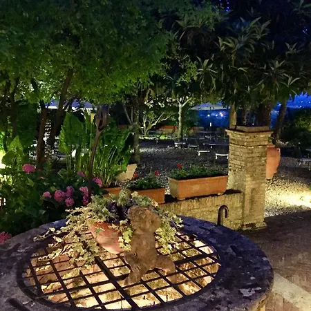 فندق Santa Caterina 3*